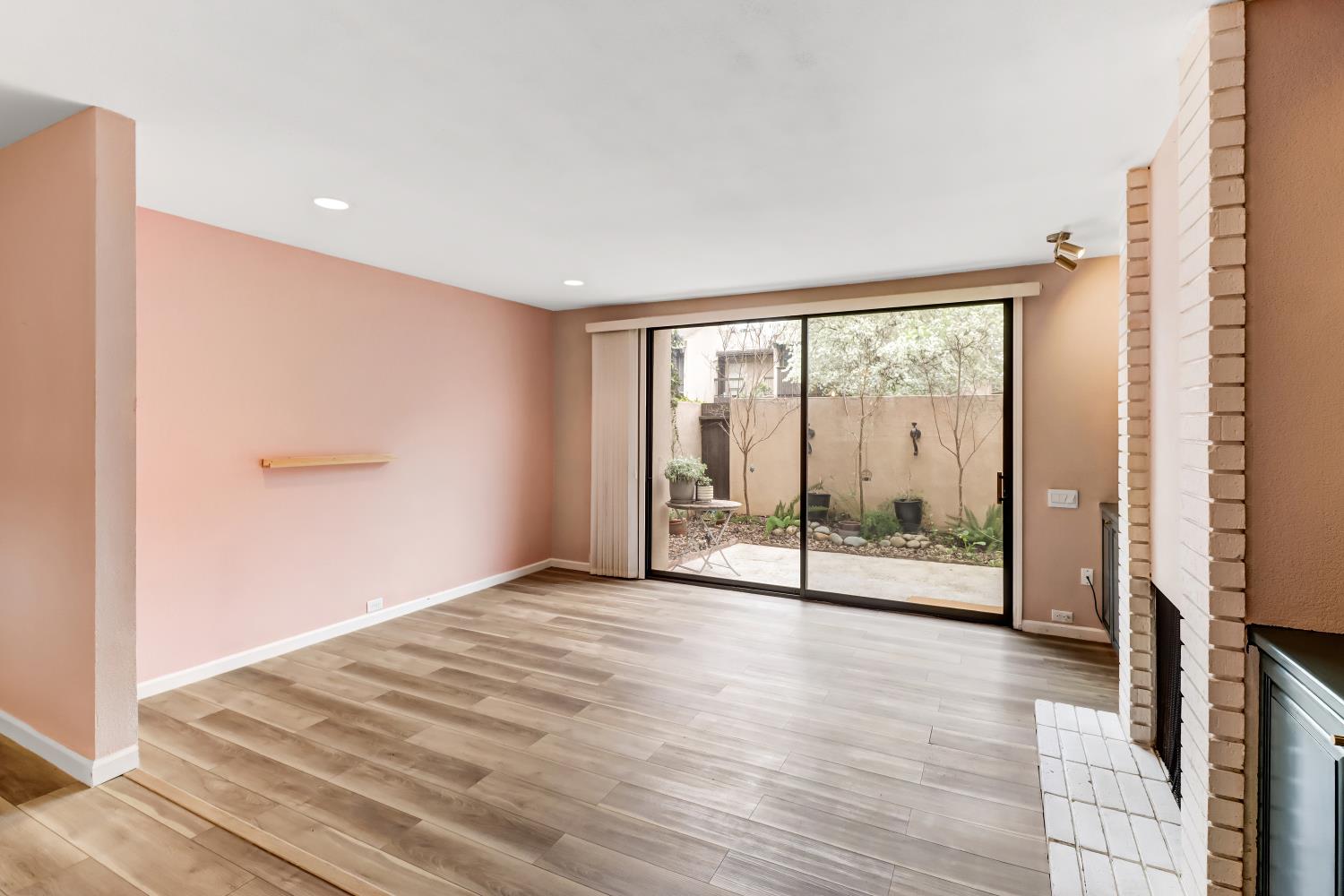 2224 Woodside Lane 3