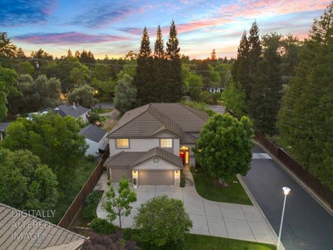 5500 Tierra Gardens Lane Carmichael CA 95608