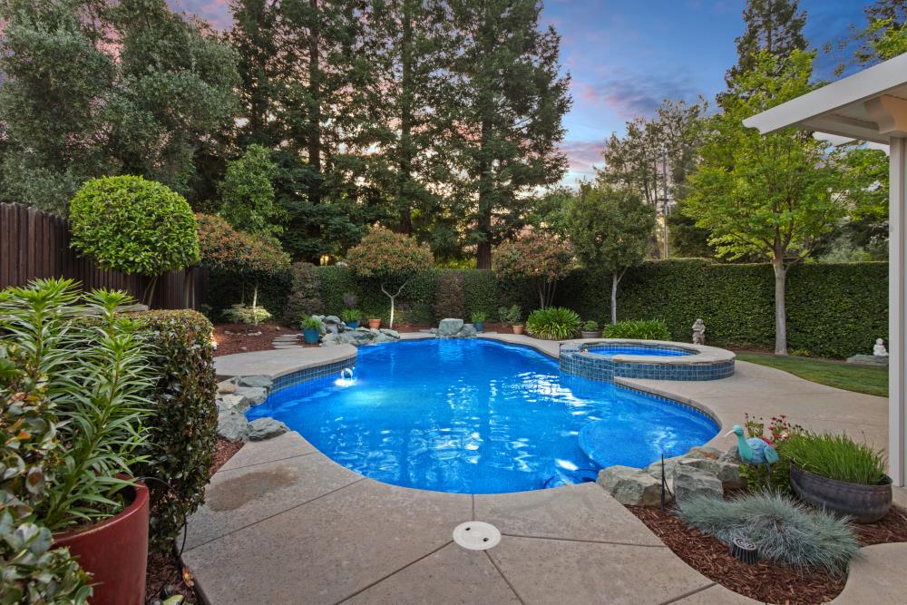 5500 Tierra Gardens Lane