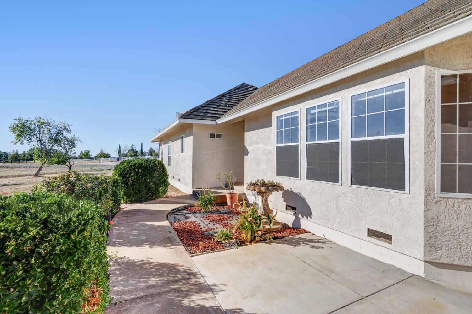 7542 Ospital Road