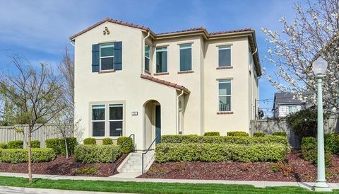 25 Larry Welden Street Sacramento CA 95816