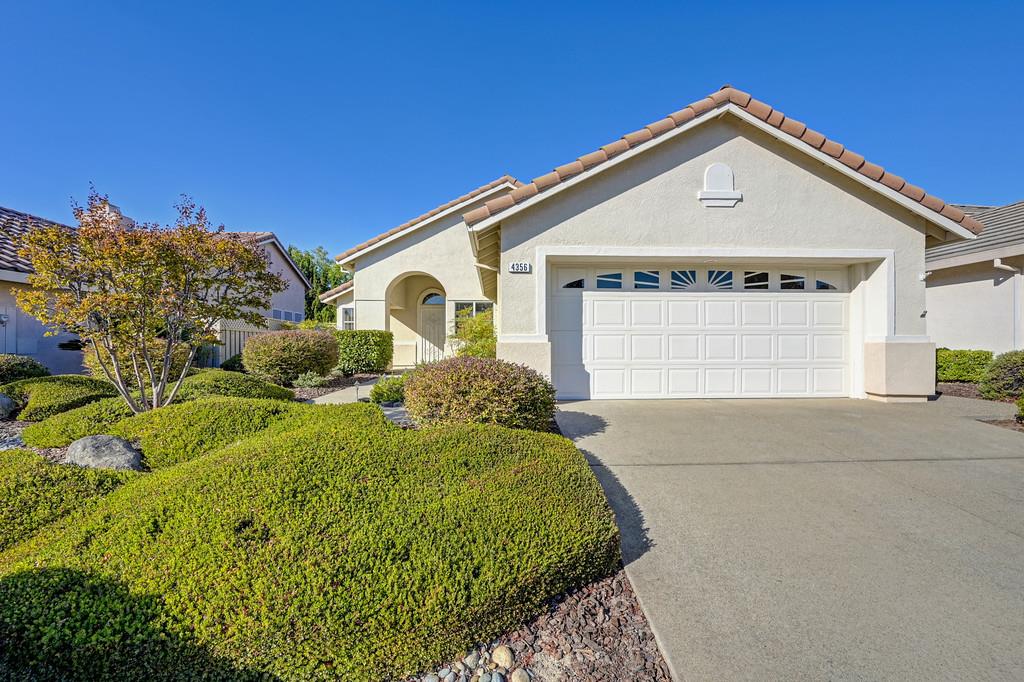 4356 Coach Whip Way