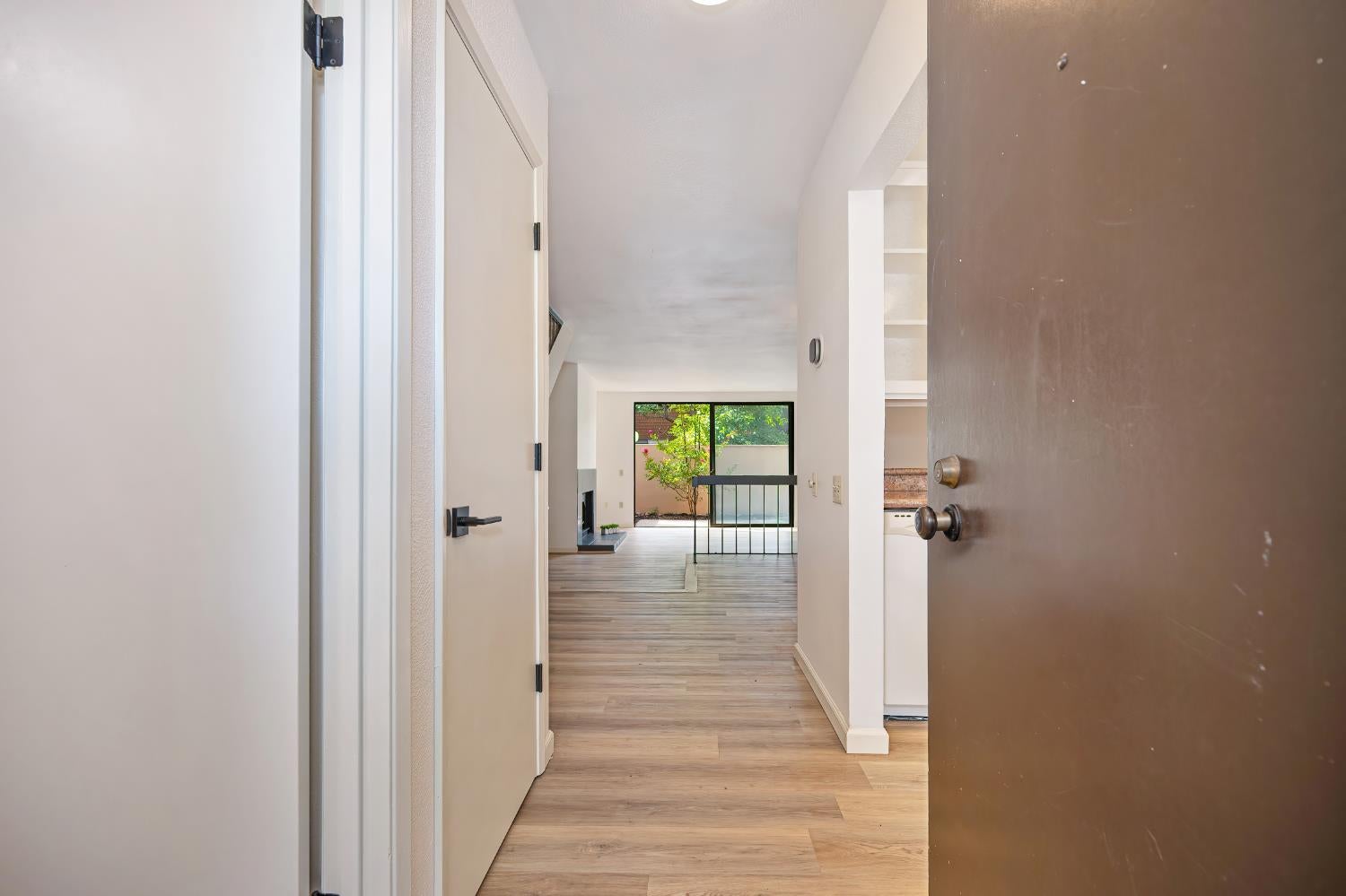 891 Woodside Lane 2