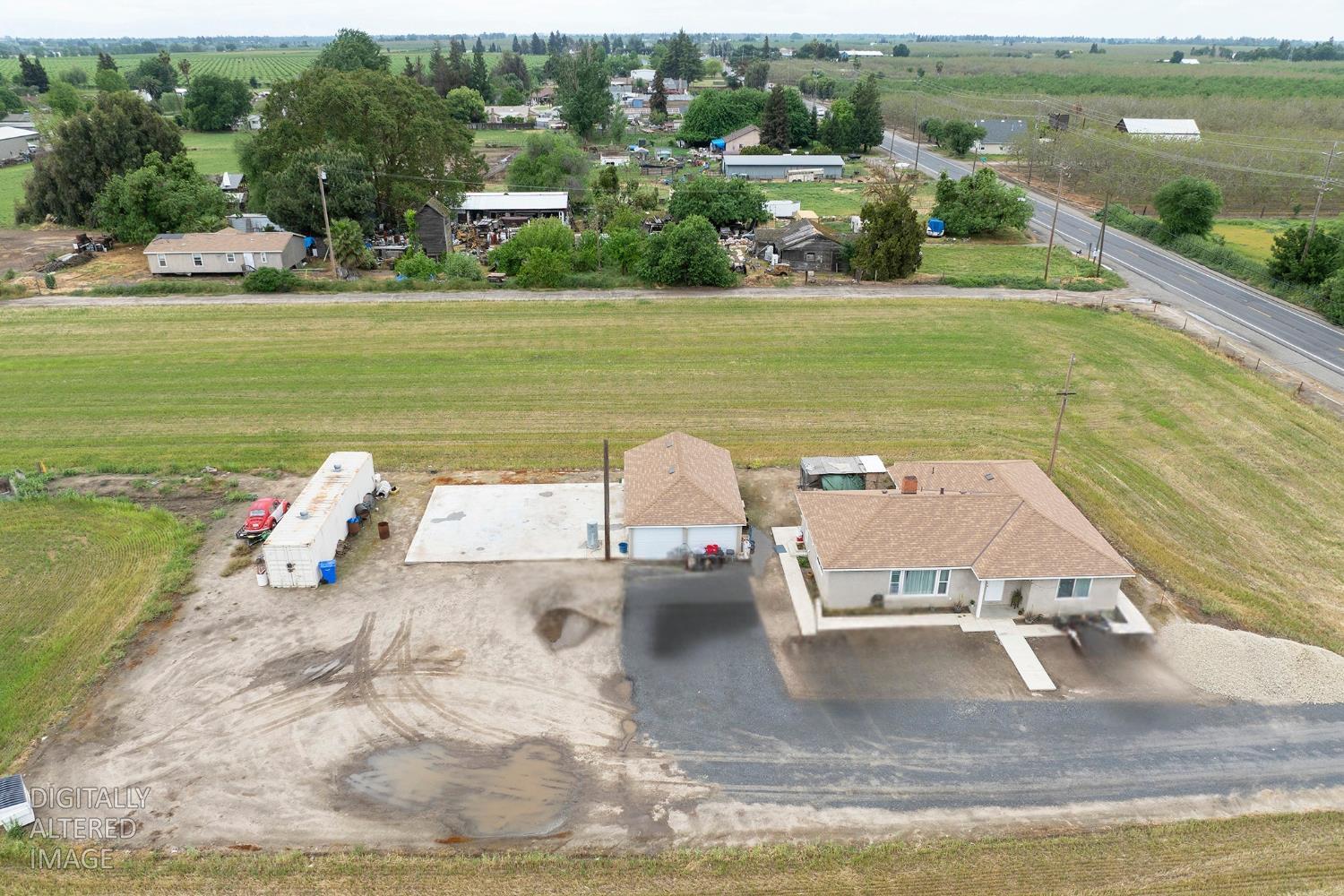 8712 Yosemite Boulevard