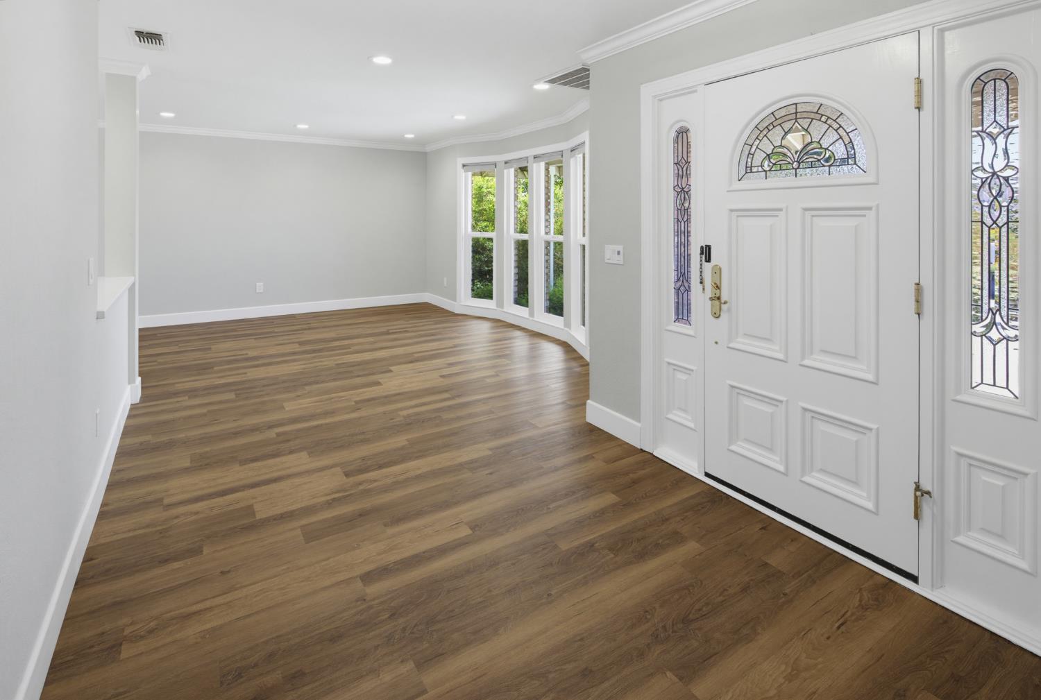 1102 Drake Court