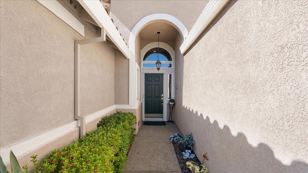 6016 Buggy Whip Lane
