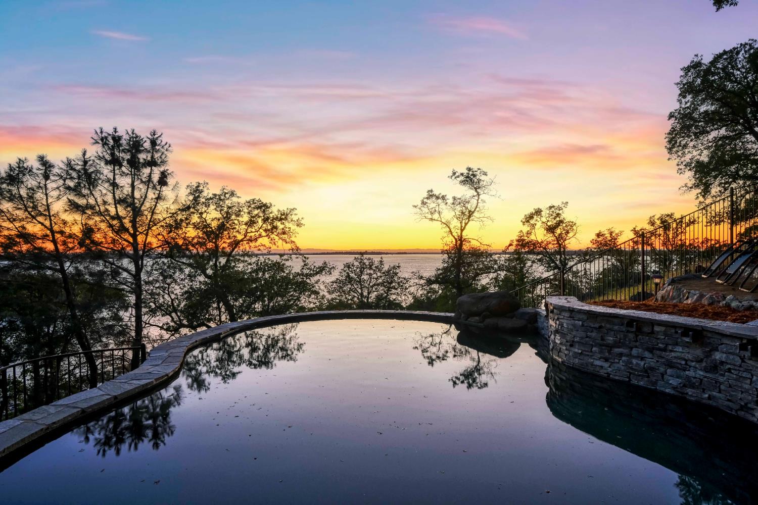 2095 Driftwood Circle