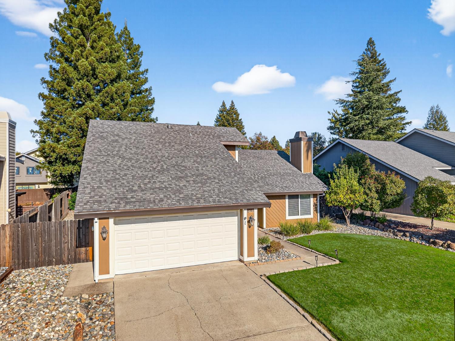 8141 Woodlake Hills Drive