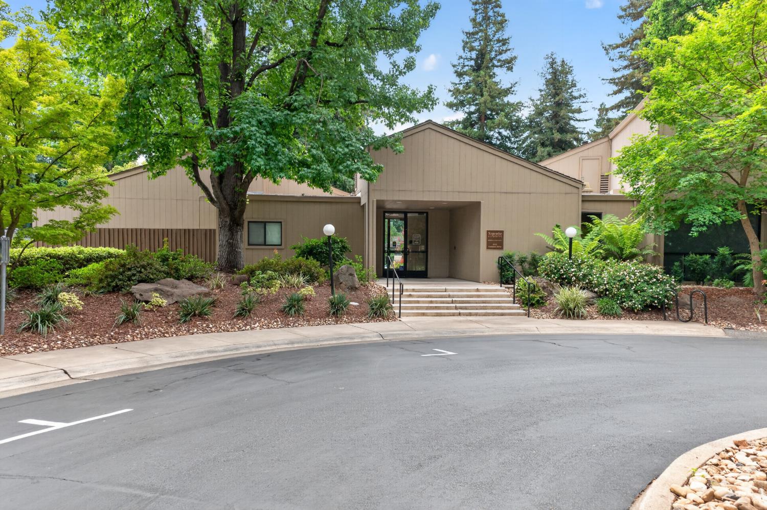 2279 Swarthmore Drive
