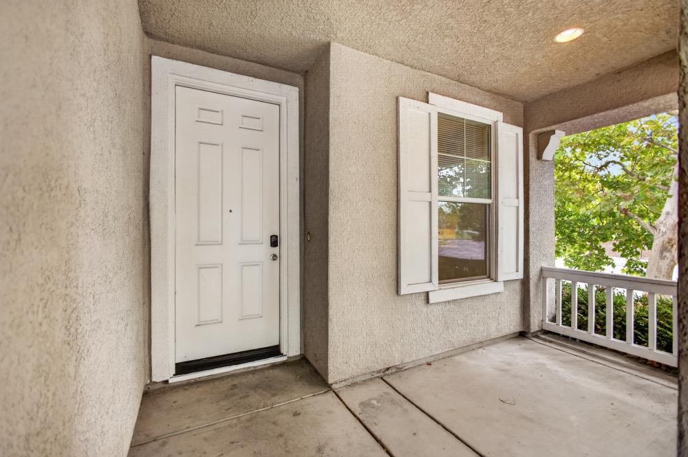 5790 Bridgecross Drive