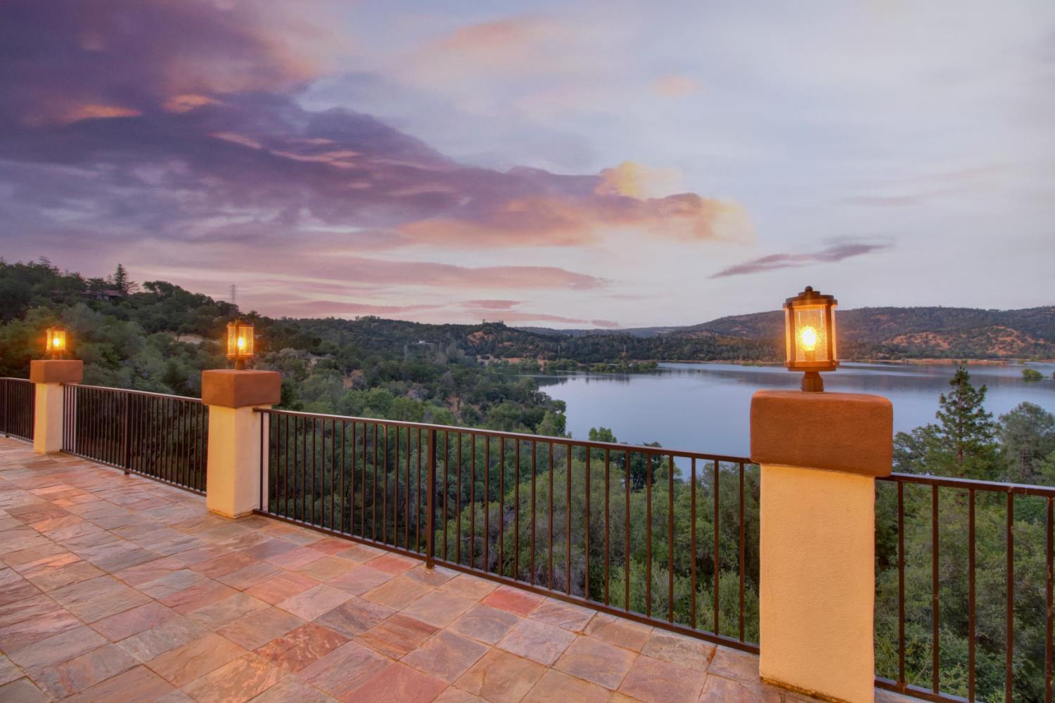 3829 Mountainview Drive