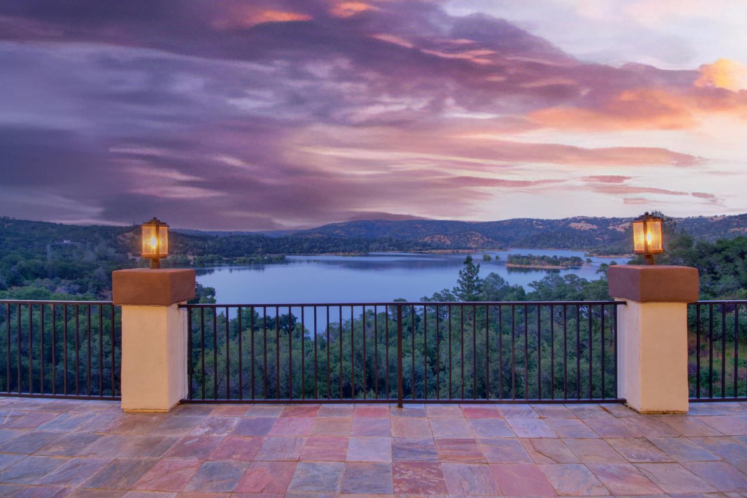 3829 Mountainview Drive