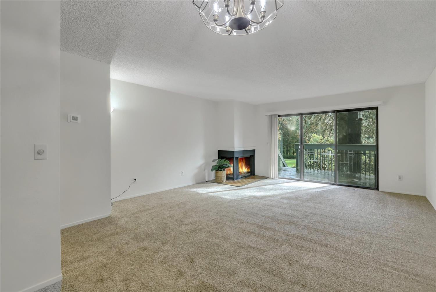 15432 Kingsbury Circle