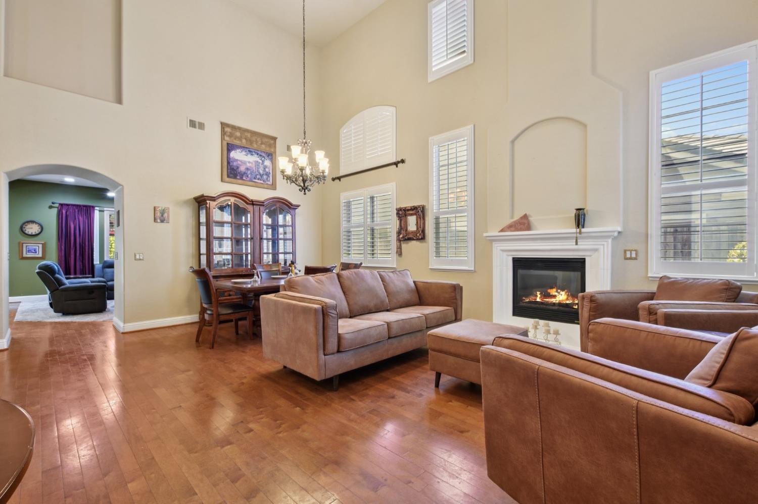 1408 Grovewood Lane