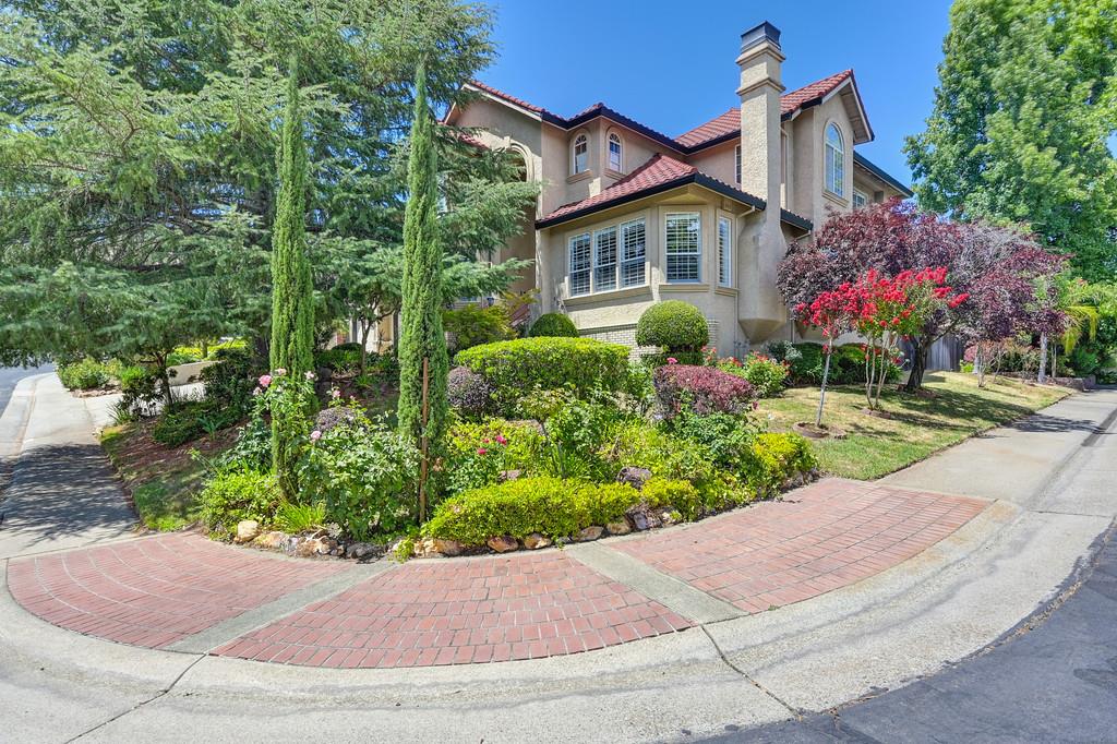 100 Hinkle Court