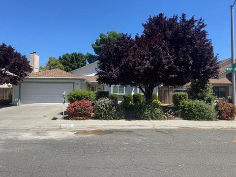 1455 Willow Springs Drive, Woodland, CA 95776 - MLS#: 225063985
