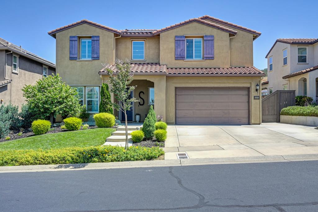 2225 Aiken Way