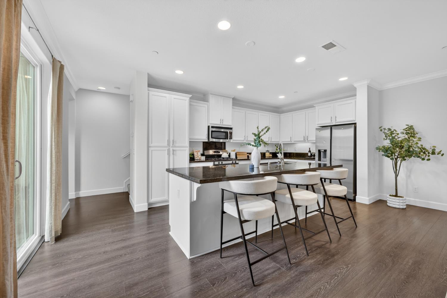1533 Bonanza Lane
