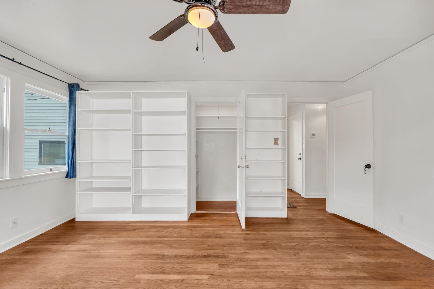 Los Banos, California 93635, United States, 4 Bedrooms Bedrooms, ,2 BathroomsBathrooms,Residential,Active,154632