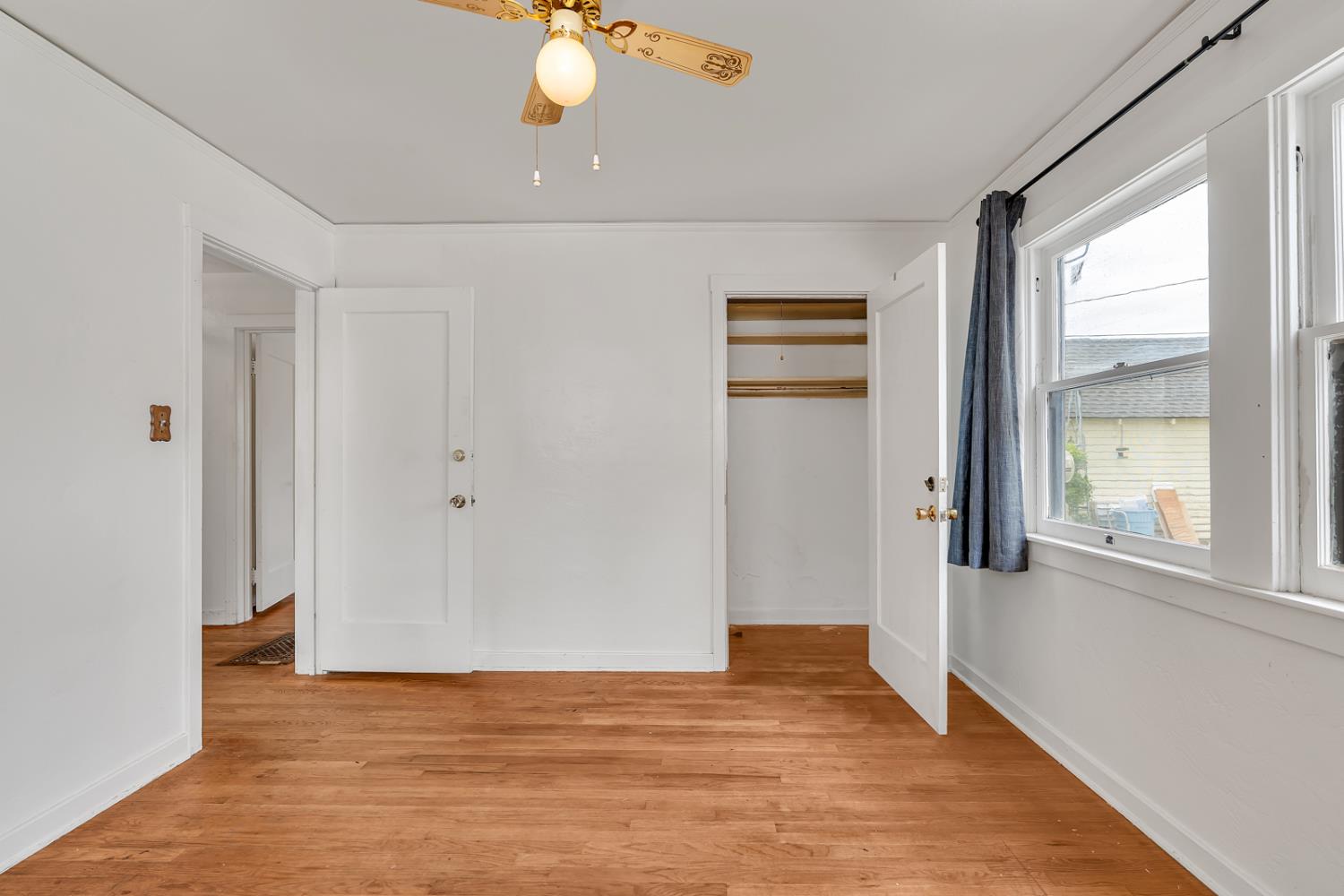 Los Banos, California 93635, United States, 4 Bedrooms Bedrooms, ,2 BathroomsBathrooms,Residential,Active,154632