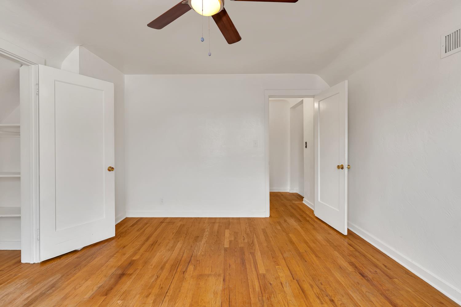 Los Banos, California 93635, United States, 4 Bedrooms Bedrooms, ,2 BathroomsBathrooms,Residential,Active,154632