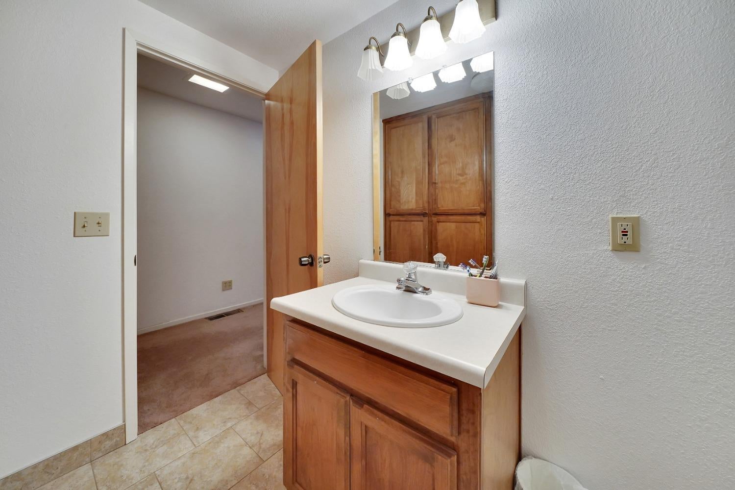 743 Sandy Bar Dr, Copperopolis, CA, 95228, USA, 4 Bedrooms Bedrooms, ,6 BathroomsBathrooms,Residential,Active,743 Sandy Bar Dr,226097183