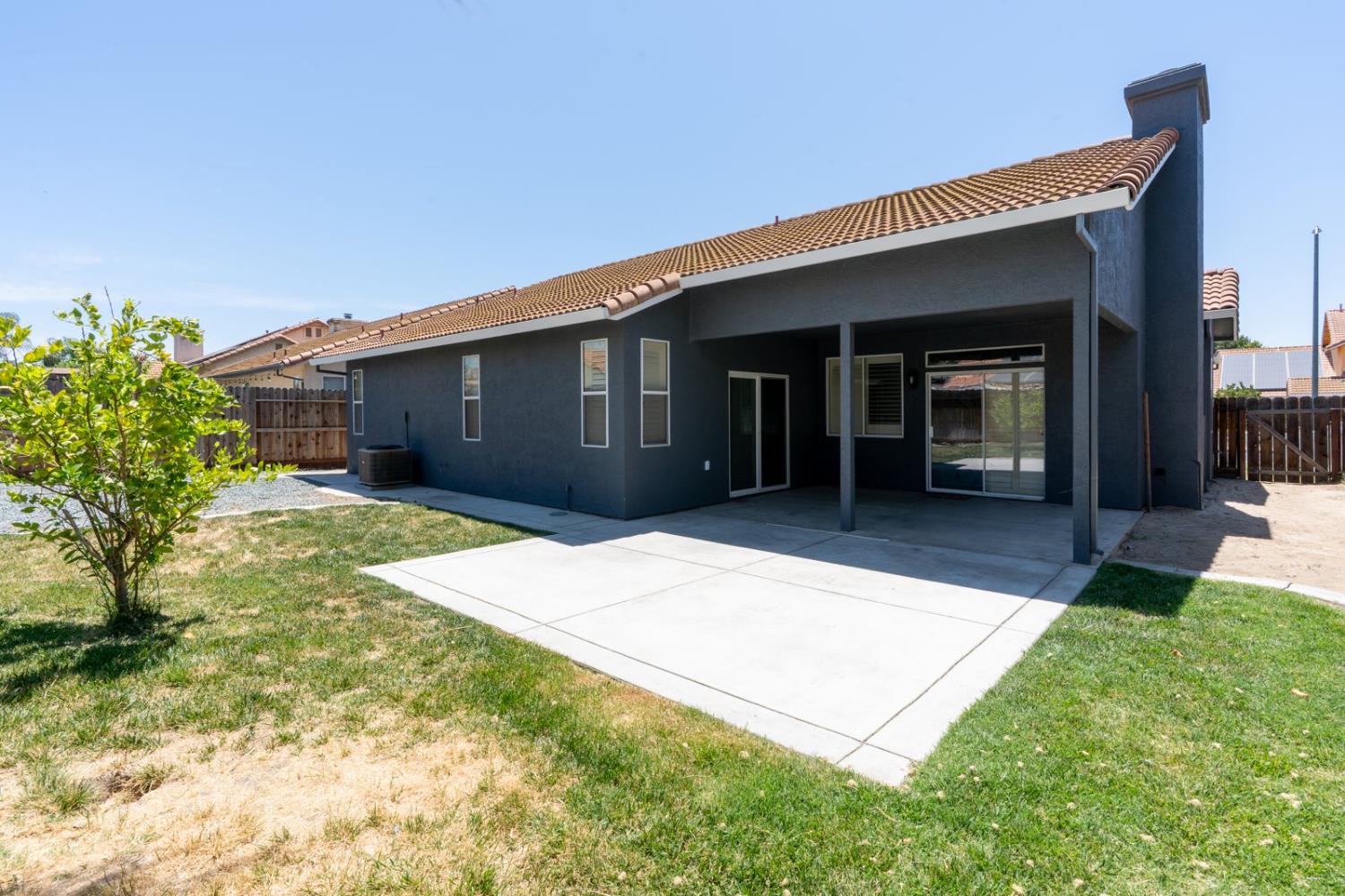 Los Banos, California 93635, United States, 3 Bedrooms Bedrooms, ,2 BathroomsBathrooms,Residential,Active,17681