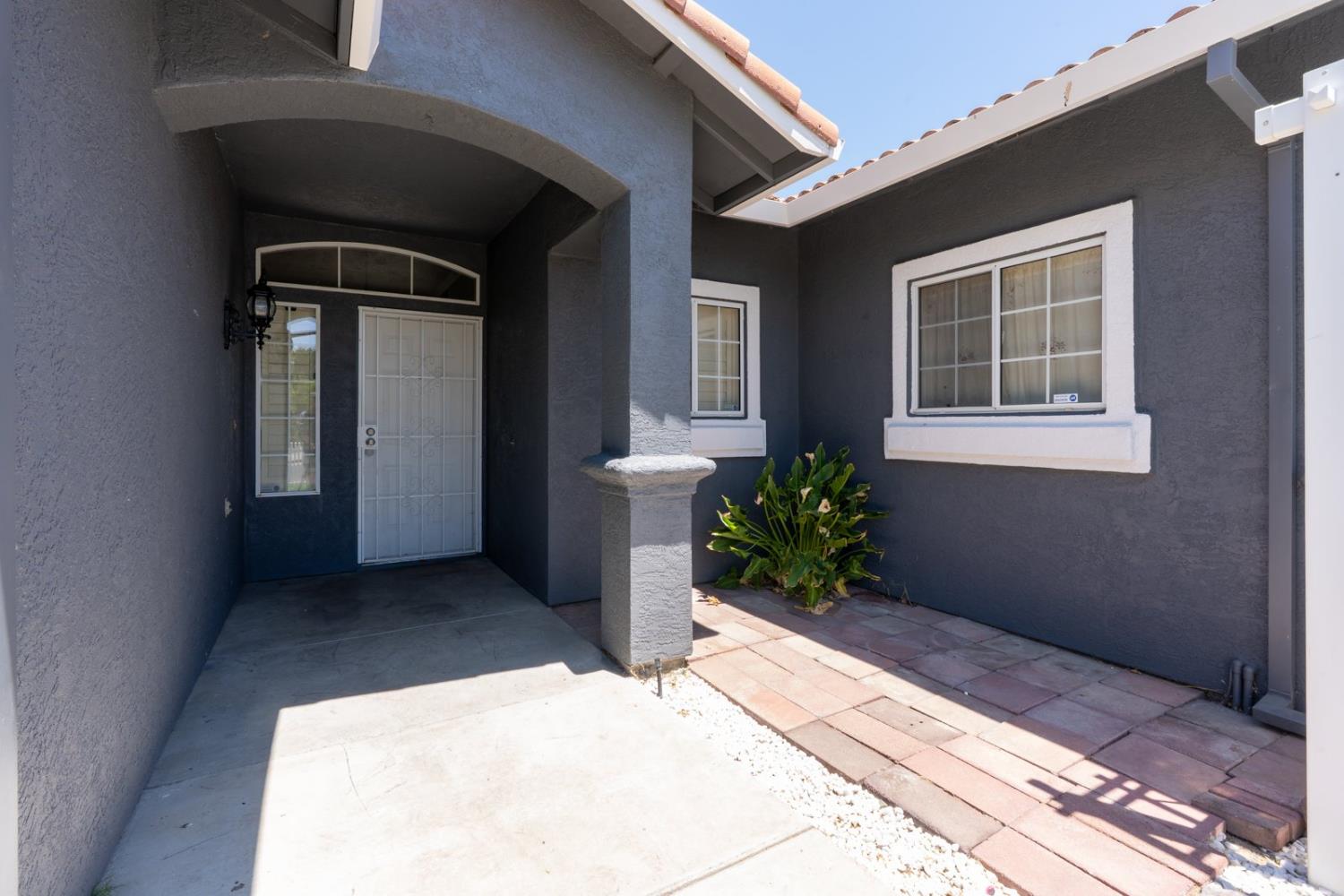 Los Banos, California 93635, United States, 3 Bedrooms Bedrooms, ,2 BathroomsBathrooms,Residential,Active,17681