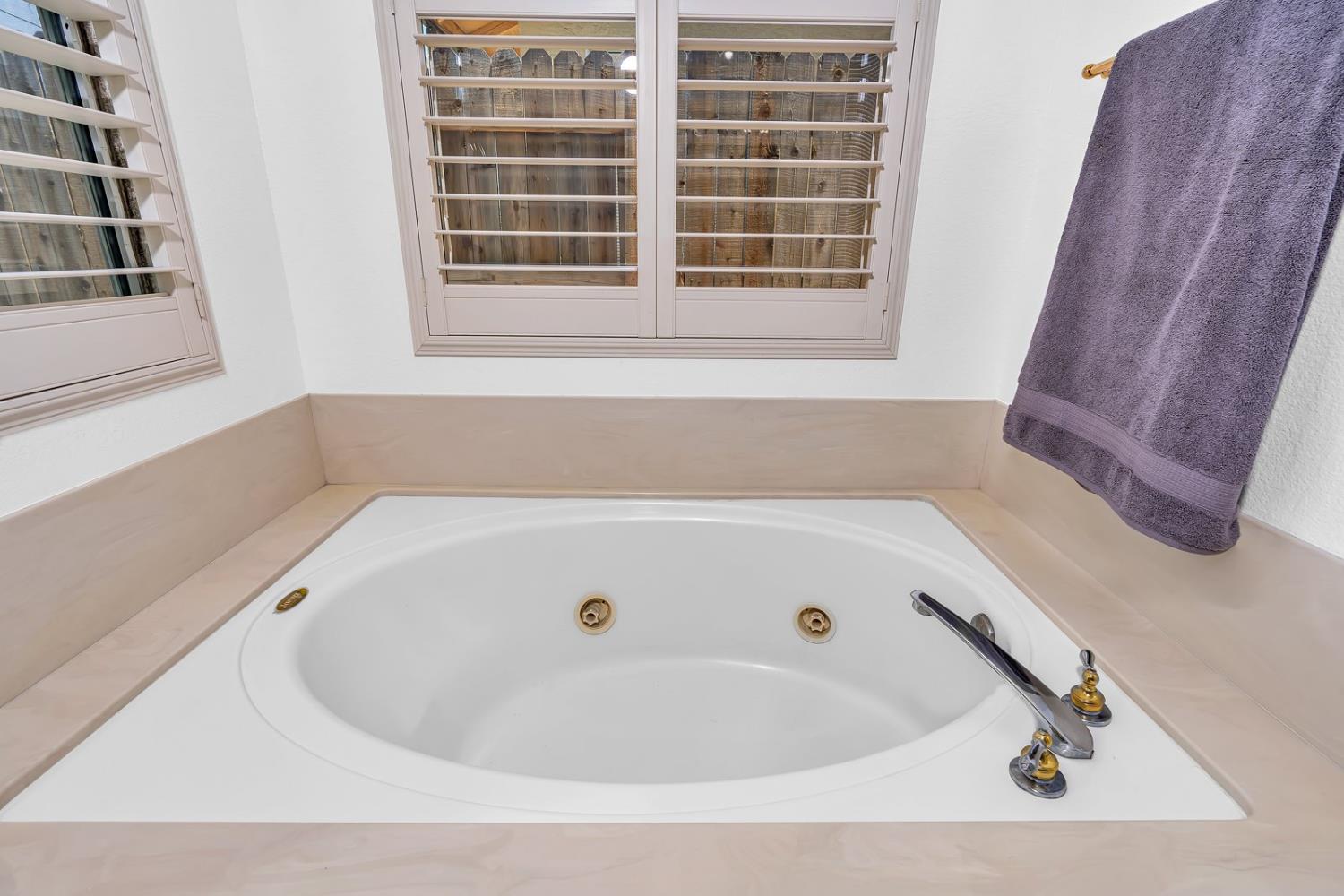 Los Banos, California 93635, United States, 3 Bedrooms Bedrooms, ,2 BathroomsBathrooms,Residential,Active,17681