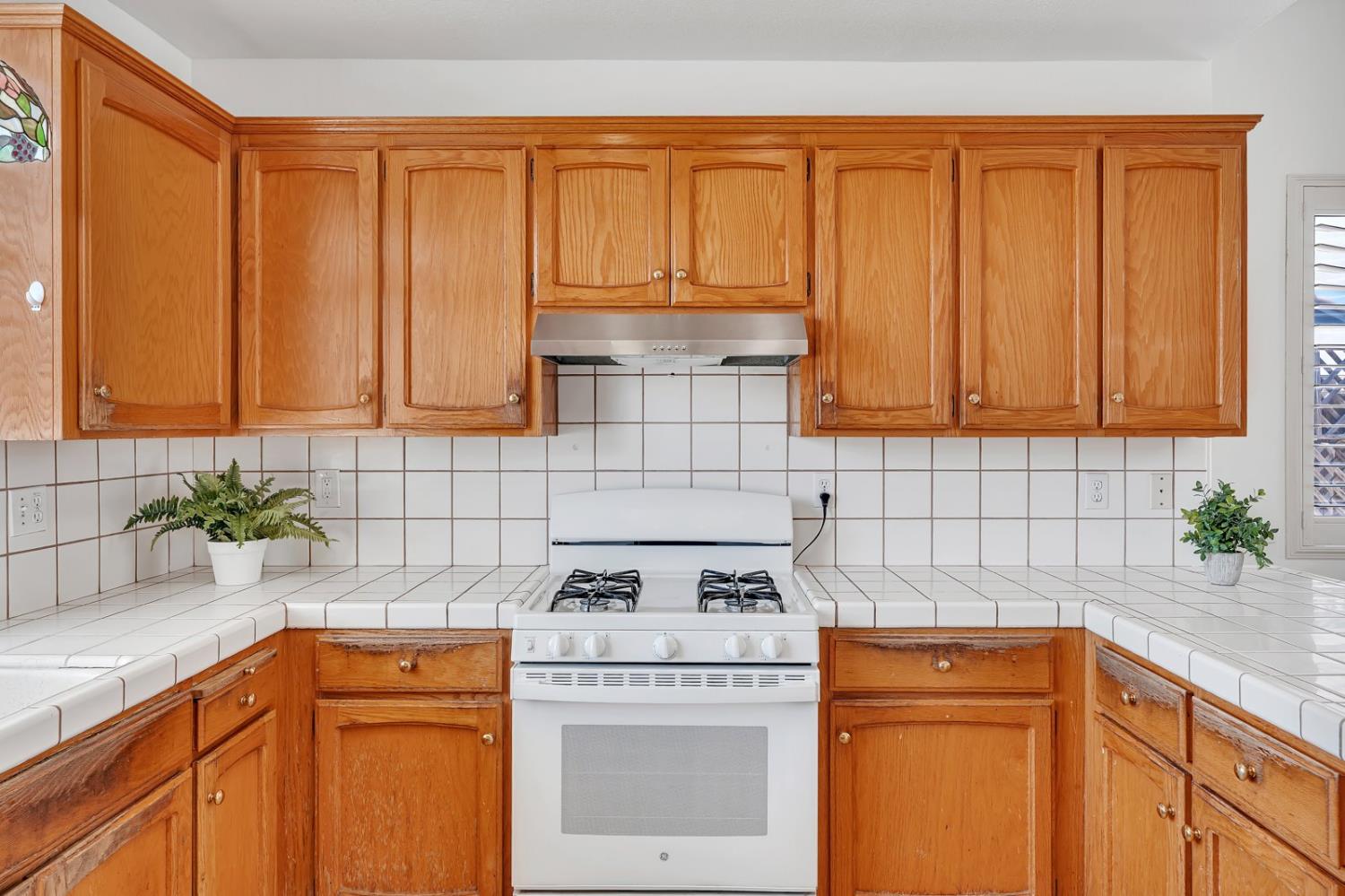 Los Banos, California 93635, United States, 3 Bedrooms Bedrooms, ,2 BathroomsBathrooms,Residential,Active,17681