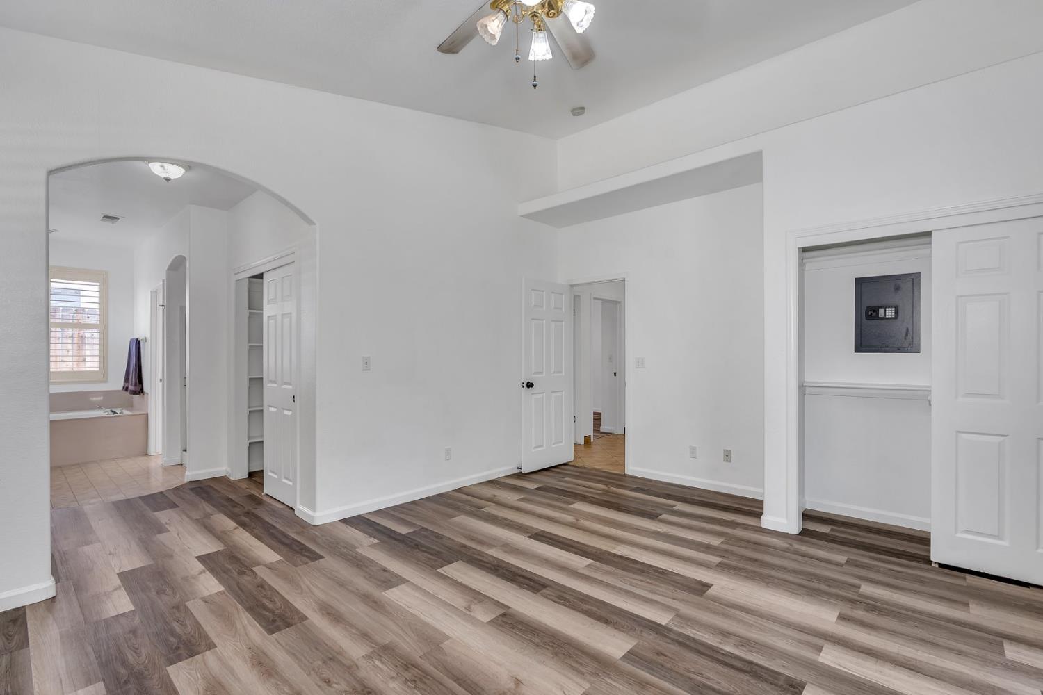 Los Banos, California 93635, United States, 3 Bedrooms Bedrooms, ,2 BathroomsBathrooms,Residential,Active,17681