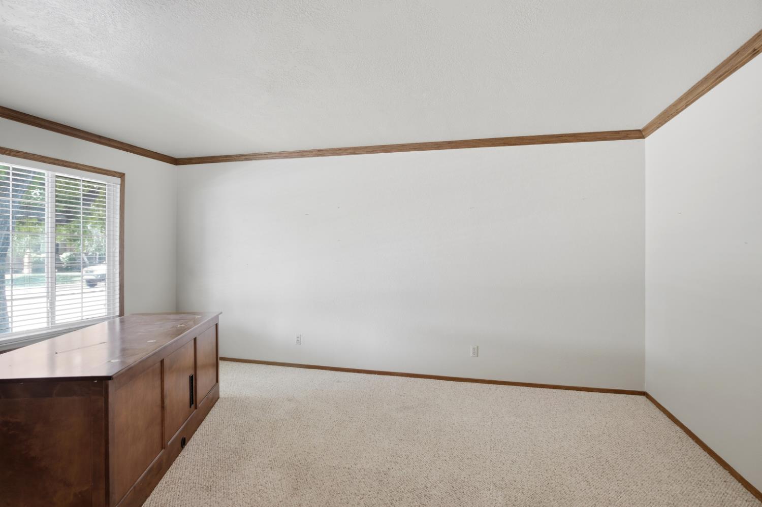 2505 Mira Flores Drive