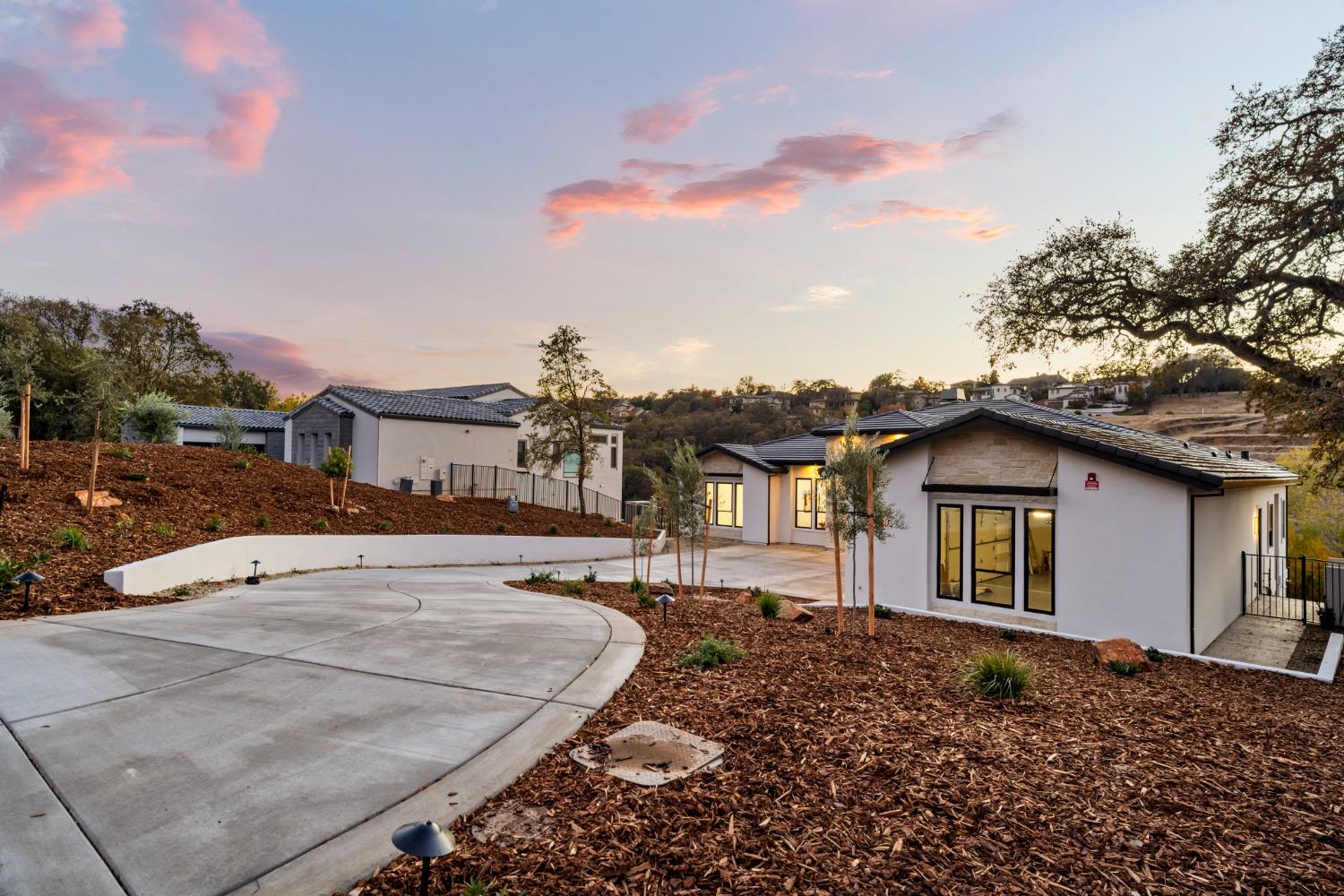 3944 Errante Drive