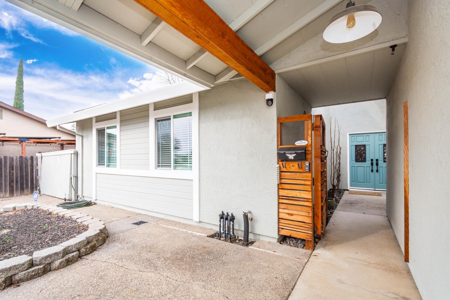 2525 Casa Grande Court