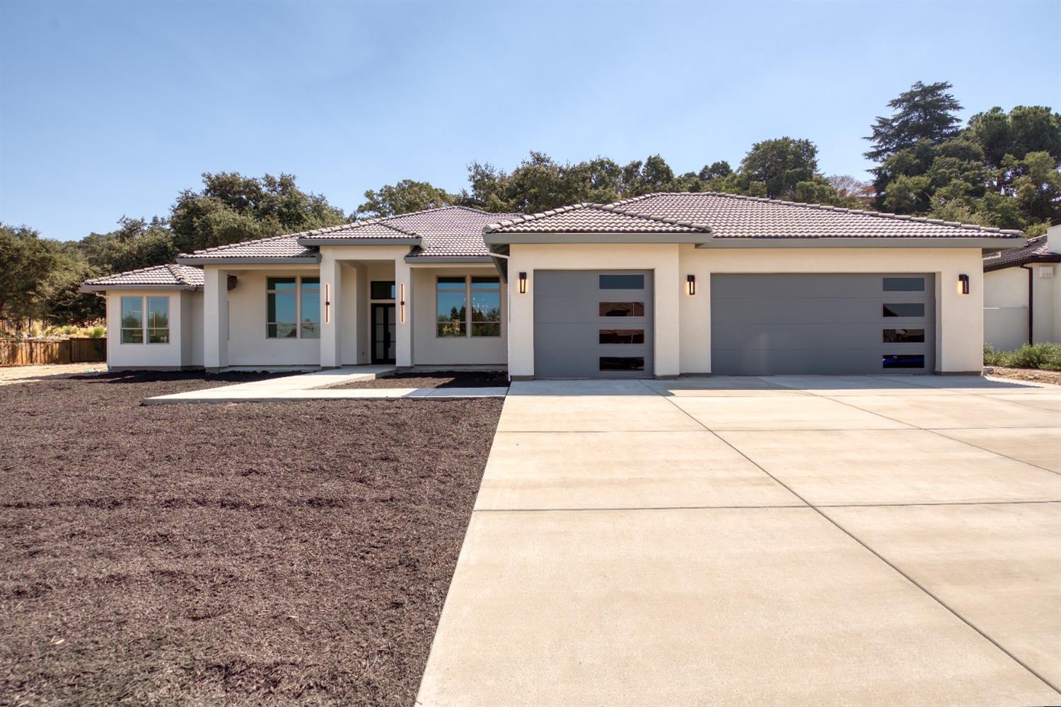 10318 Fox Borough Drive