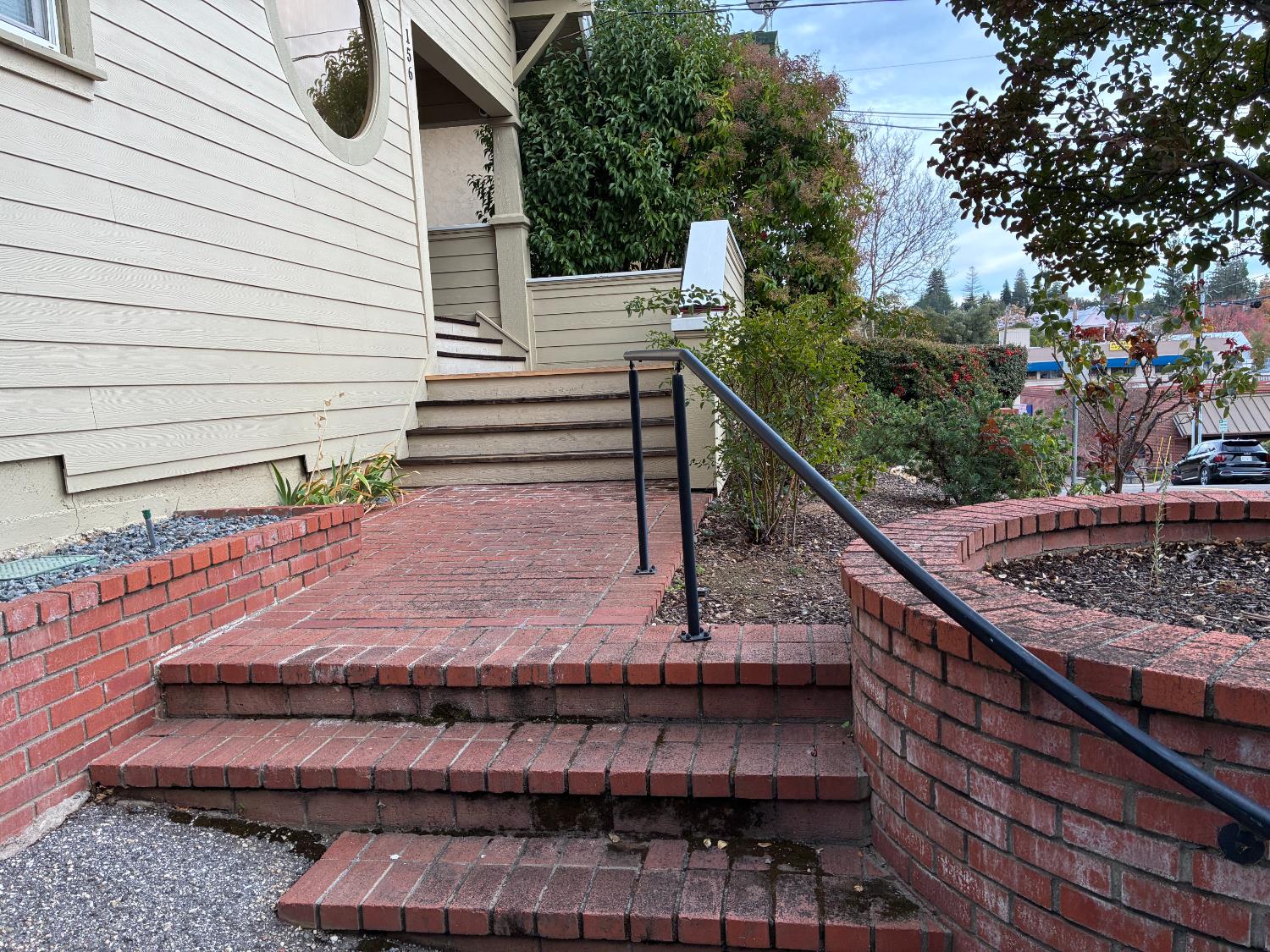 156 Center Street