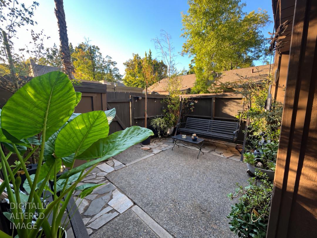 649 Woodside Sierra 4