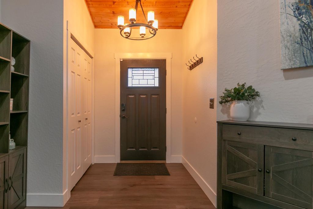 Photo of 5068 Loch Leven Drive, Pollock Pines, CA 95726 (MLS # 226031578)