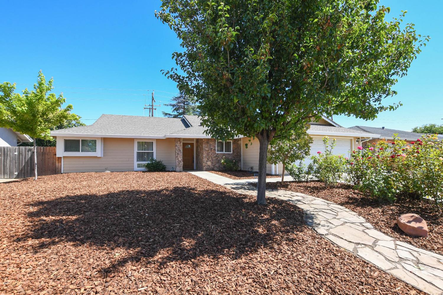 24 W CLOVER Street