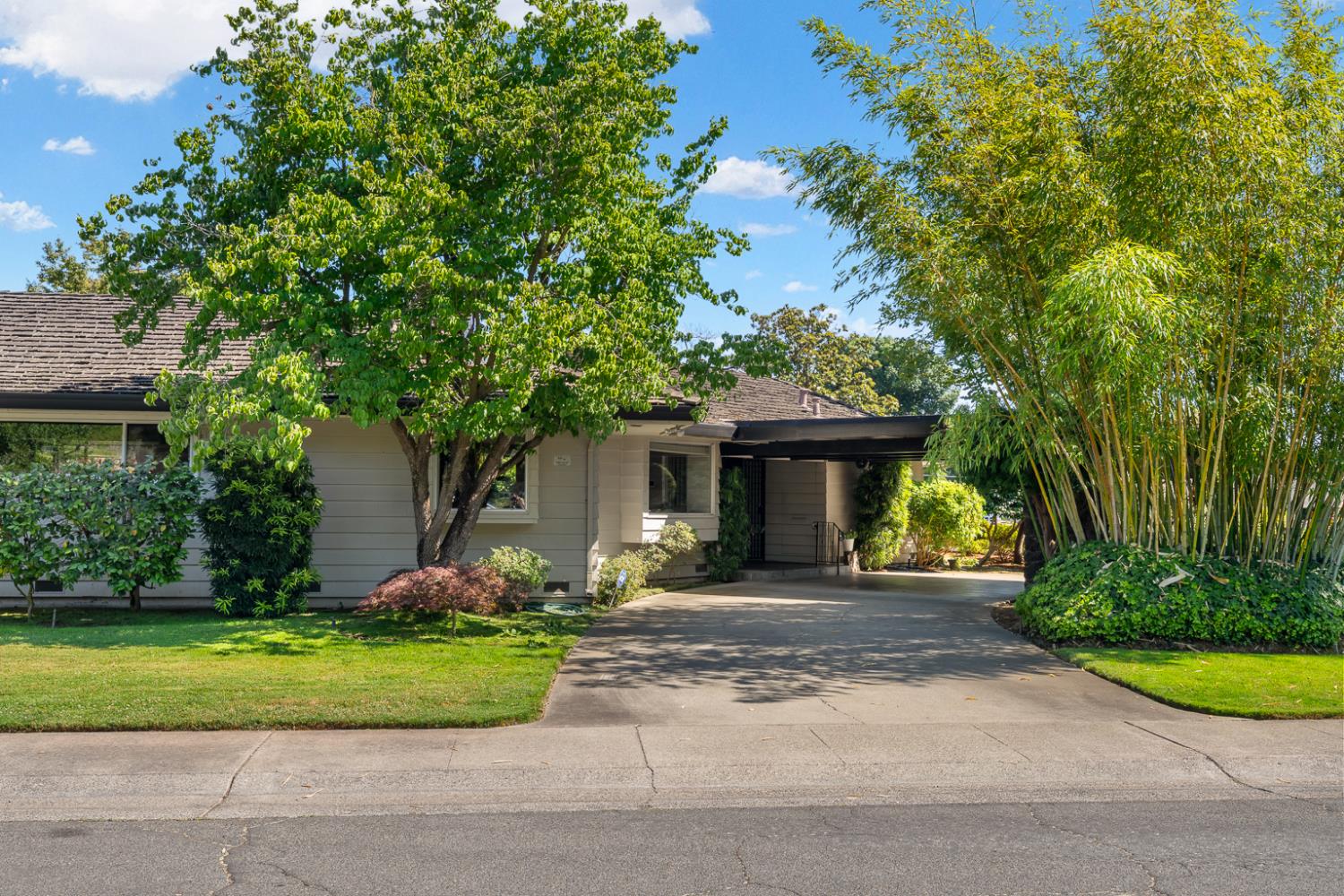 540 Wilhaggin Drive