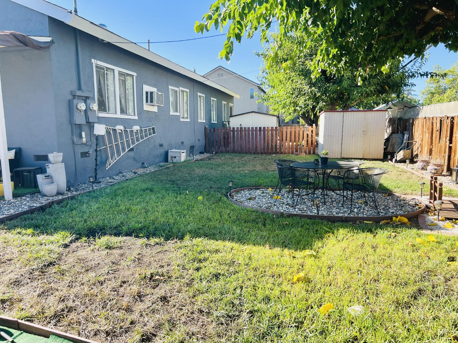 7783 Live Oak Way