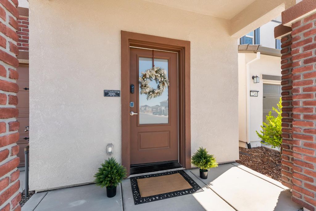 Photo of 2243 Comstock Lane, Lincoln, CA 95648 (MLS # 225115088)