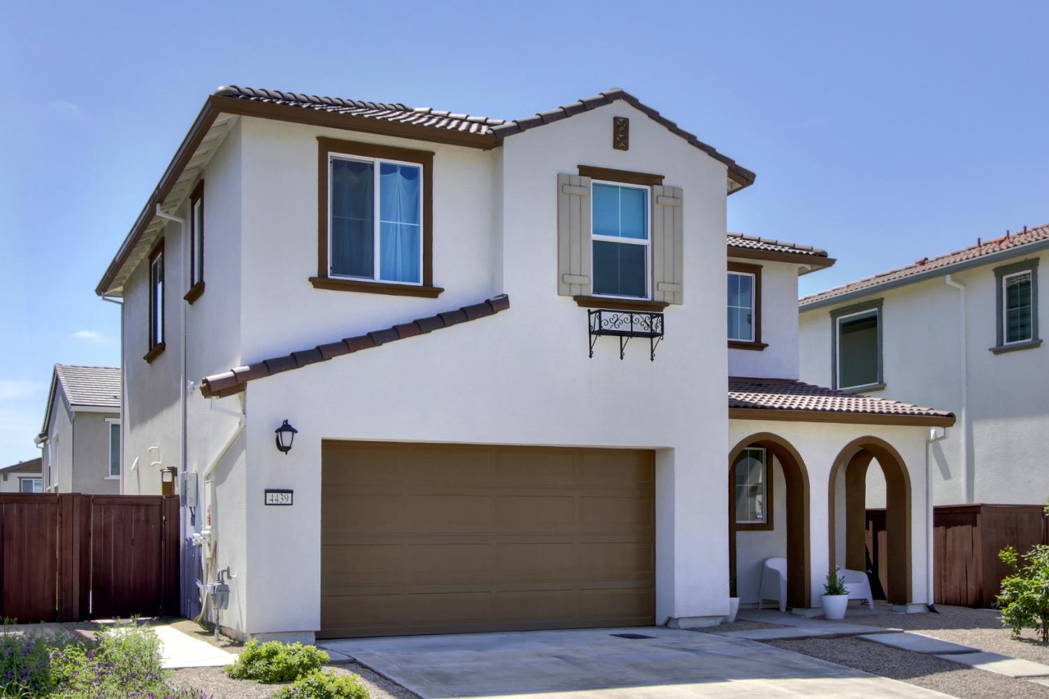 4439 4439 French Dr