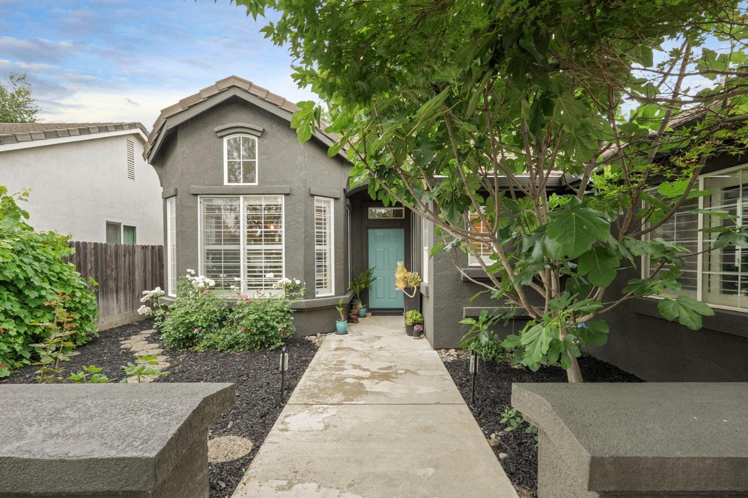 2615 Magnolia Court