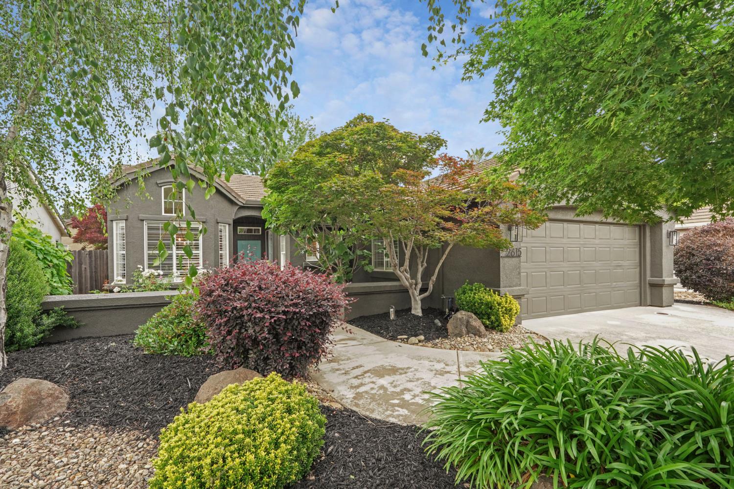 2615 Magnolia Court