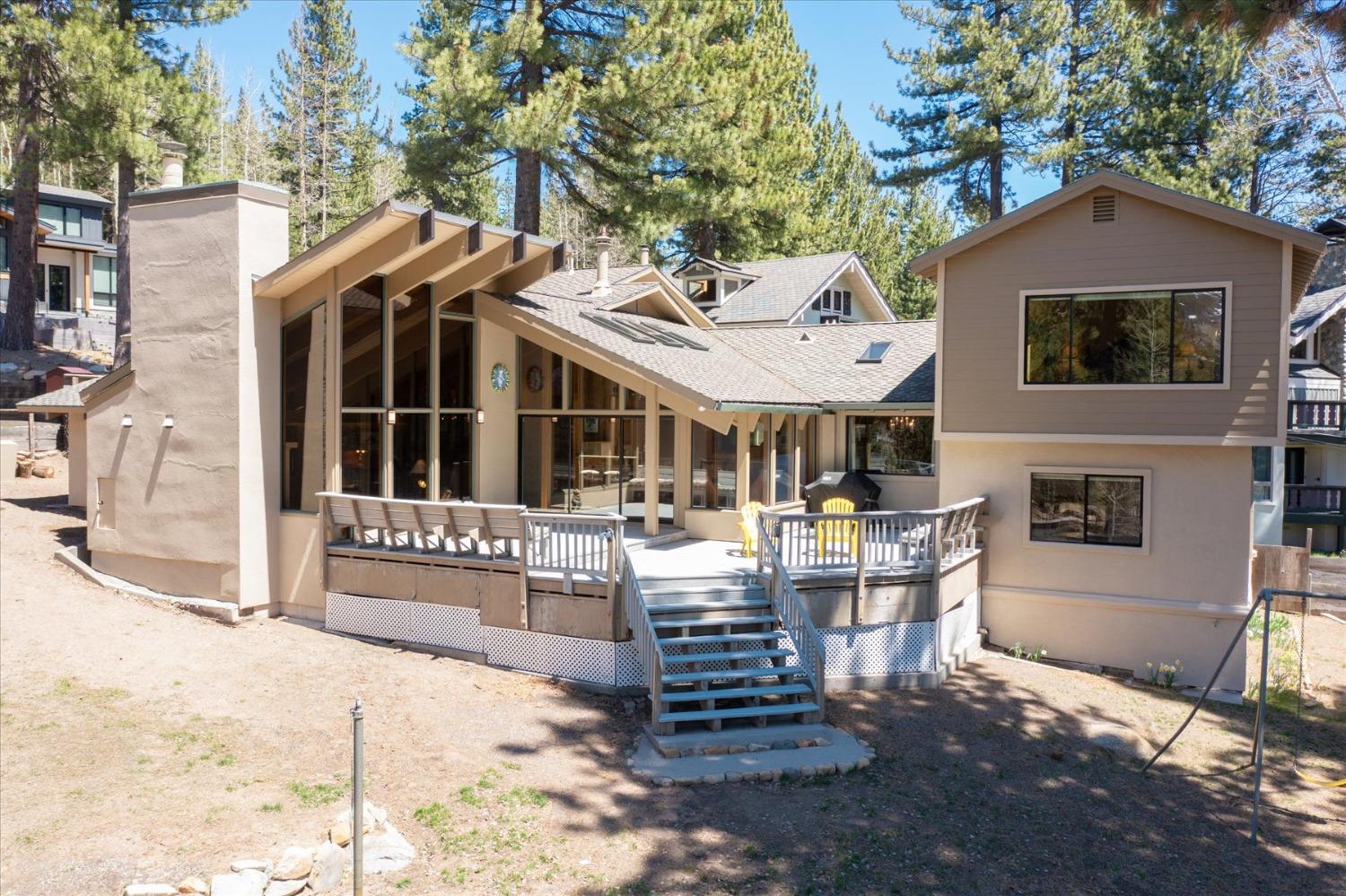 1529 Christy Lane