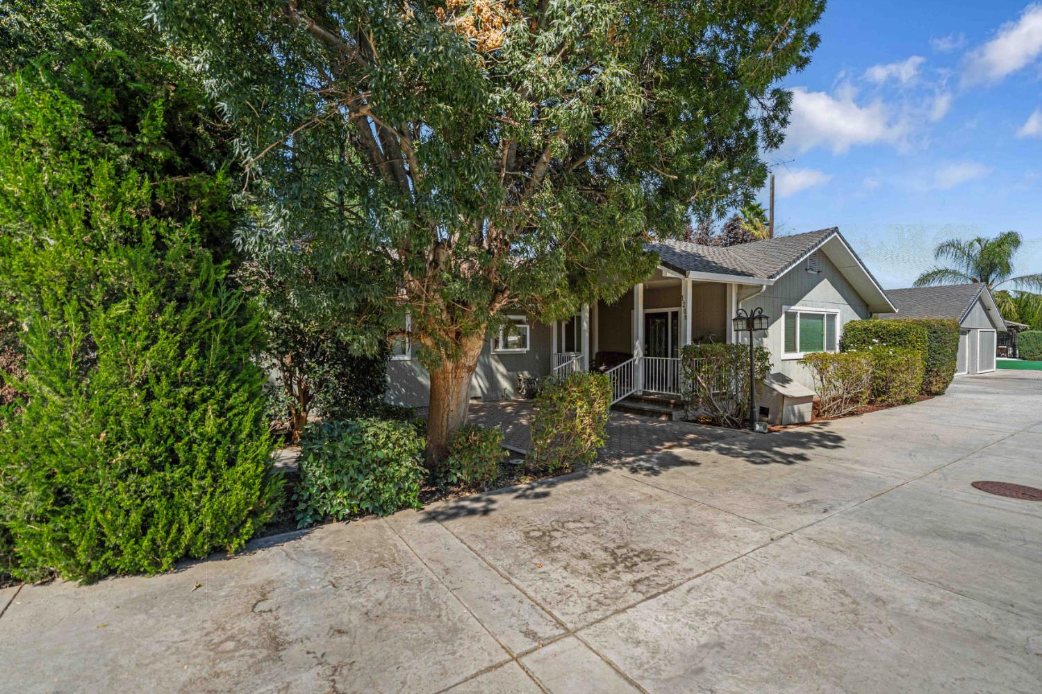 1206 Pauline Avenue