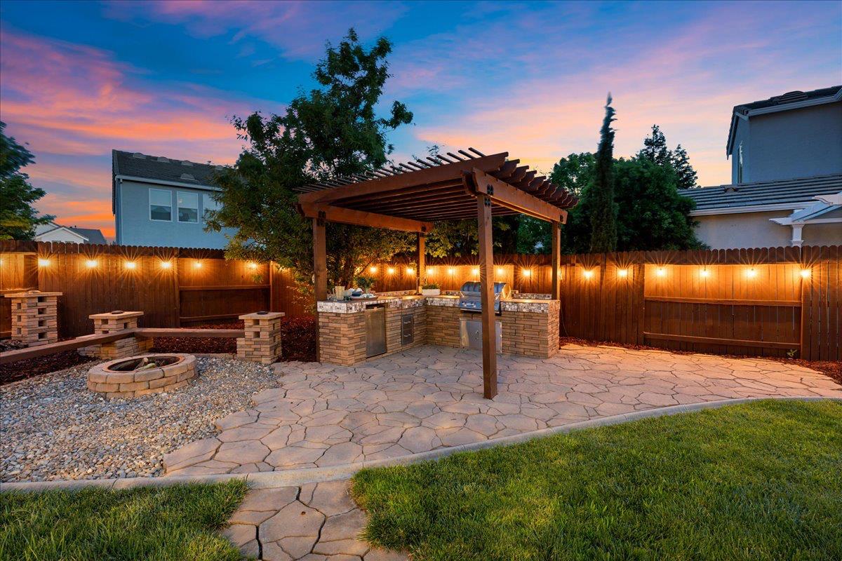 141 Hornby Court