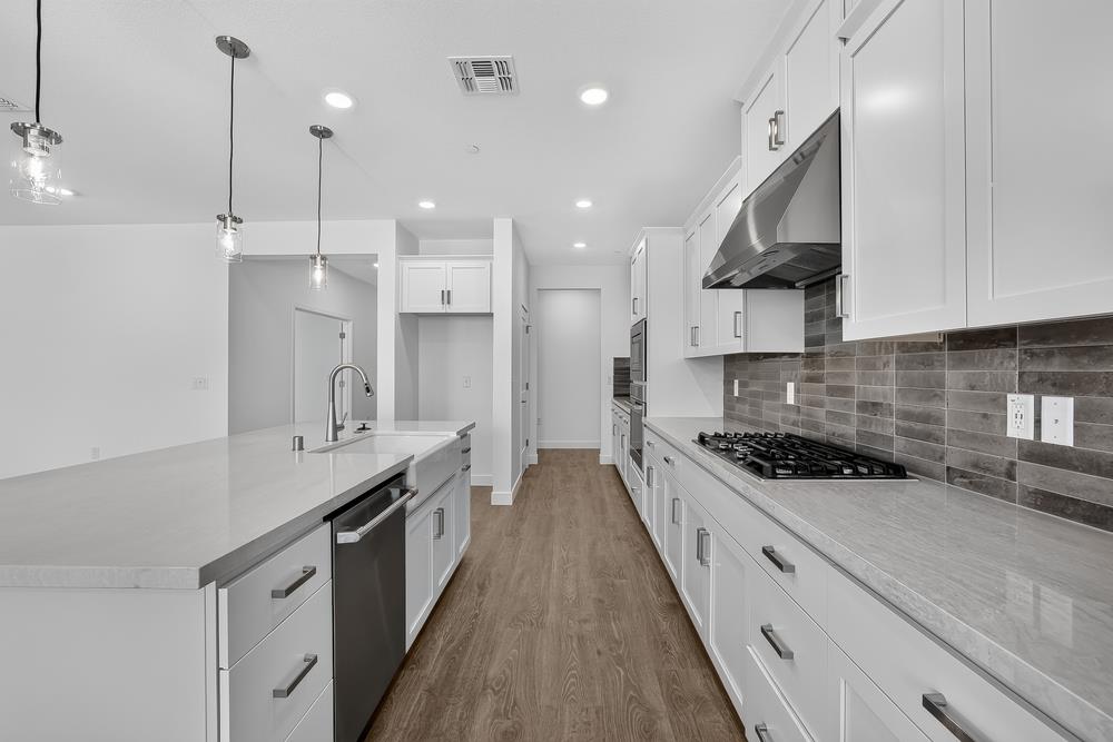 1408 Alpine Way