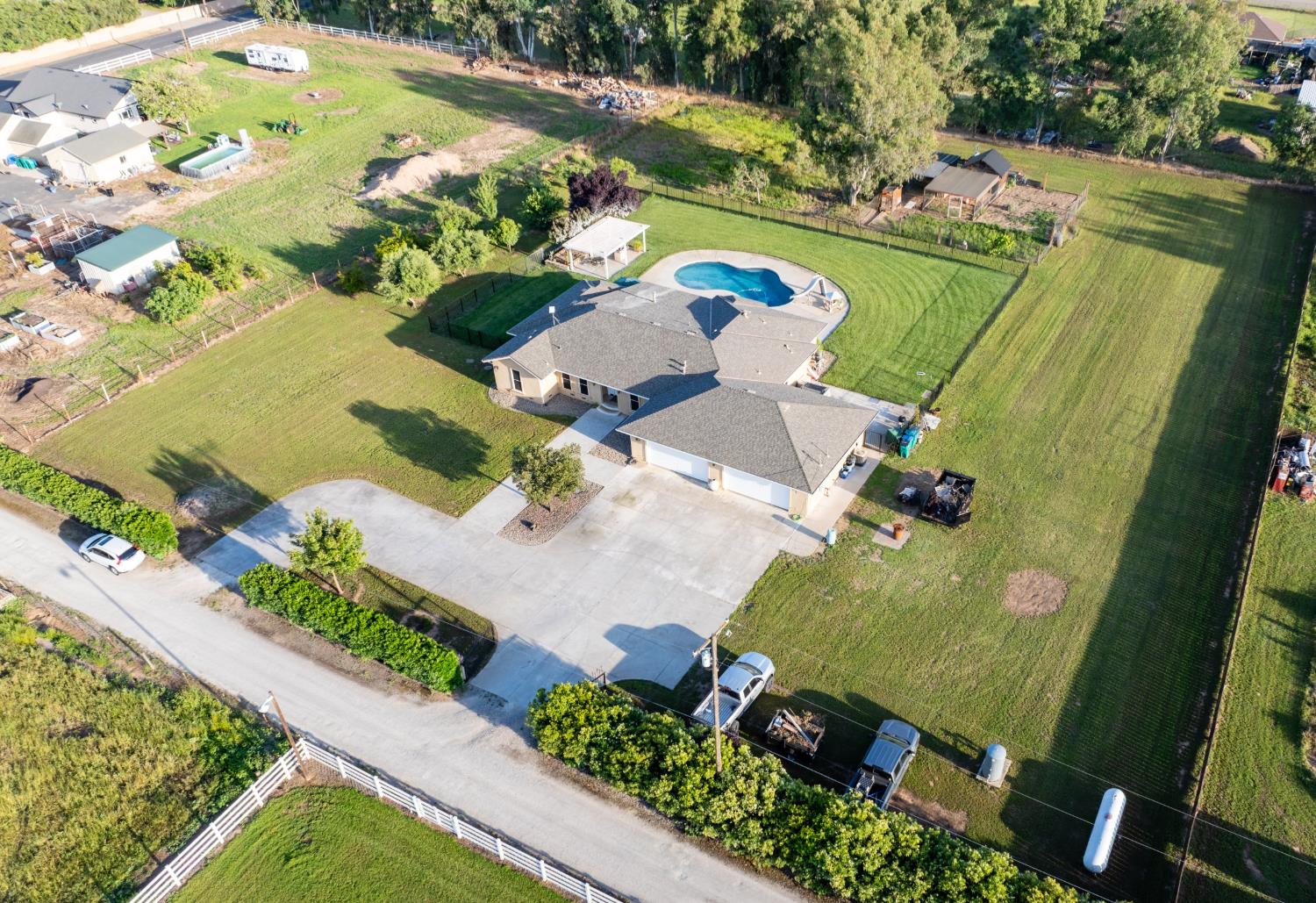 21286 E Meza Lane